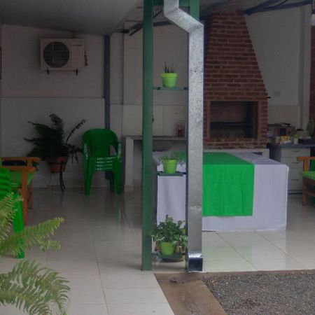 Helecho'S Hostal Encarnación Exterior foto